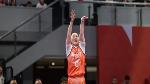 “春节北美影市聚焦华语影片，观众翘首期待领略中国文化”